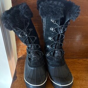 Lands' End Black Winter Boots with Faux Fur Trim